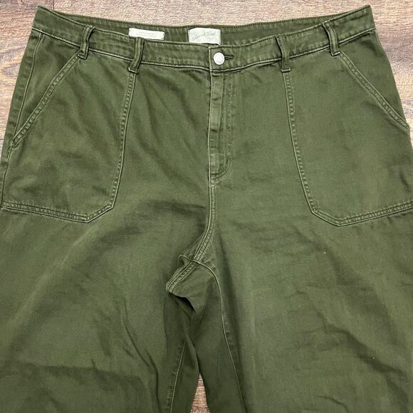 Universal Threads High Rise Wide Leg Patch Pocket Green Pants Size 20 - Picture 3 of 7